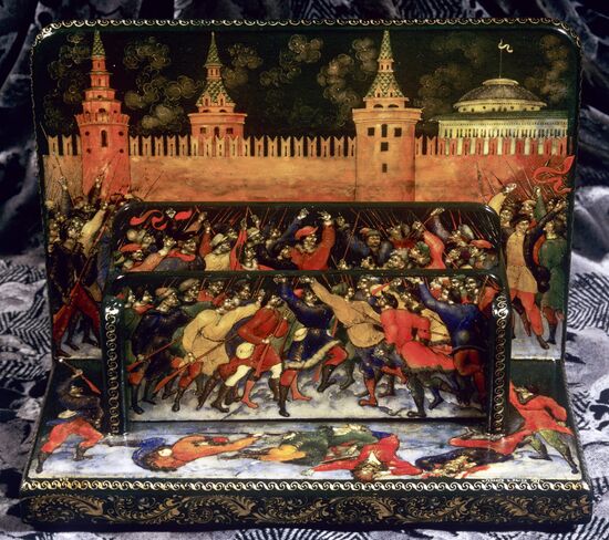 Painter paper holder "Moscow Revolt"