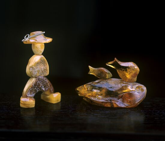 Items made of amber