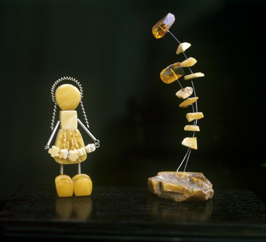 Items made of amber