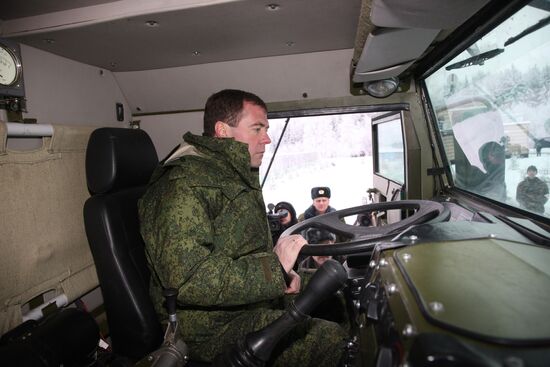 Dmitry Medvedev visits Vystrel firing range, Moscow suburbs