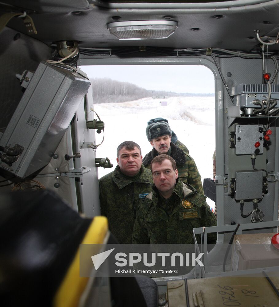 Dmitry Medvedev visits Vystrel firing range, Moscow suburbs