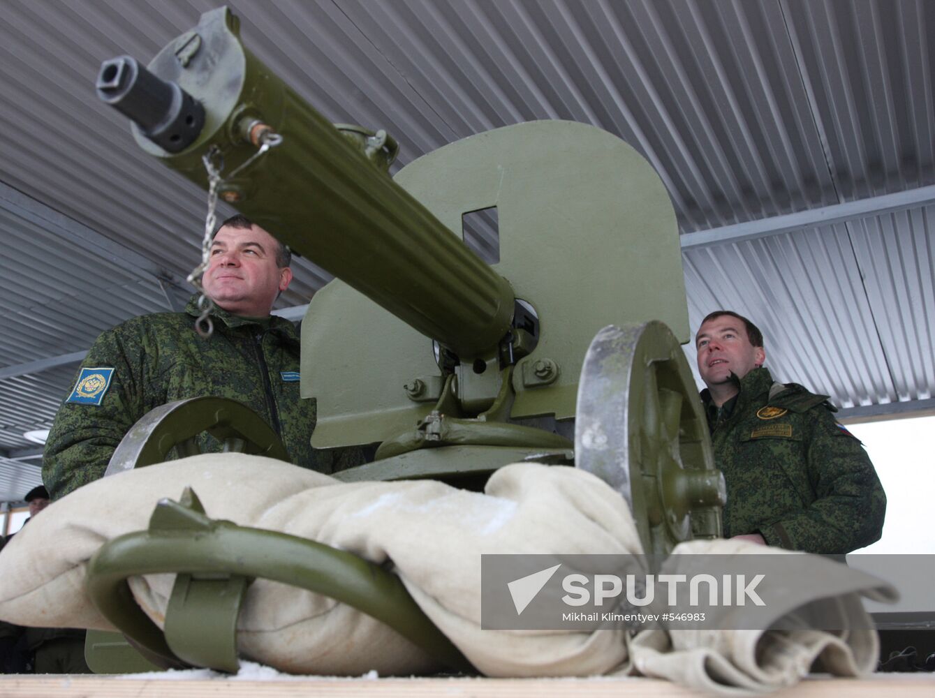Dmitry Medvedev visits Vystrel firing range, Moscow suburbs