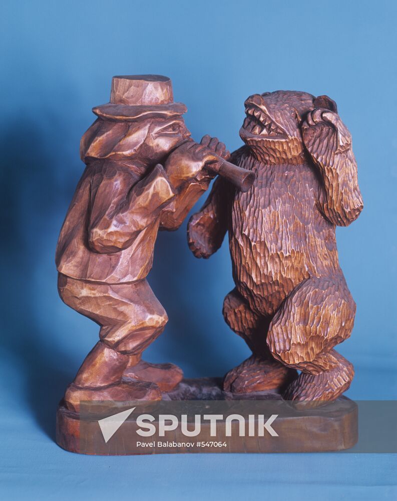 Sculptural group "Dancing"