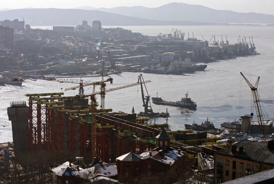 Vladivostok Zolotoy Rog Bay freezes