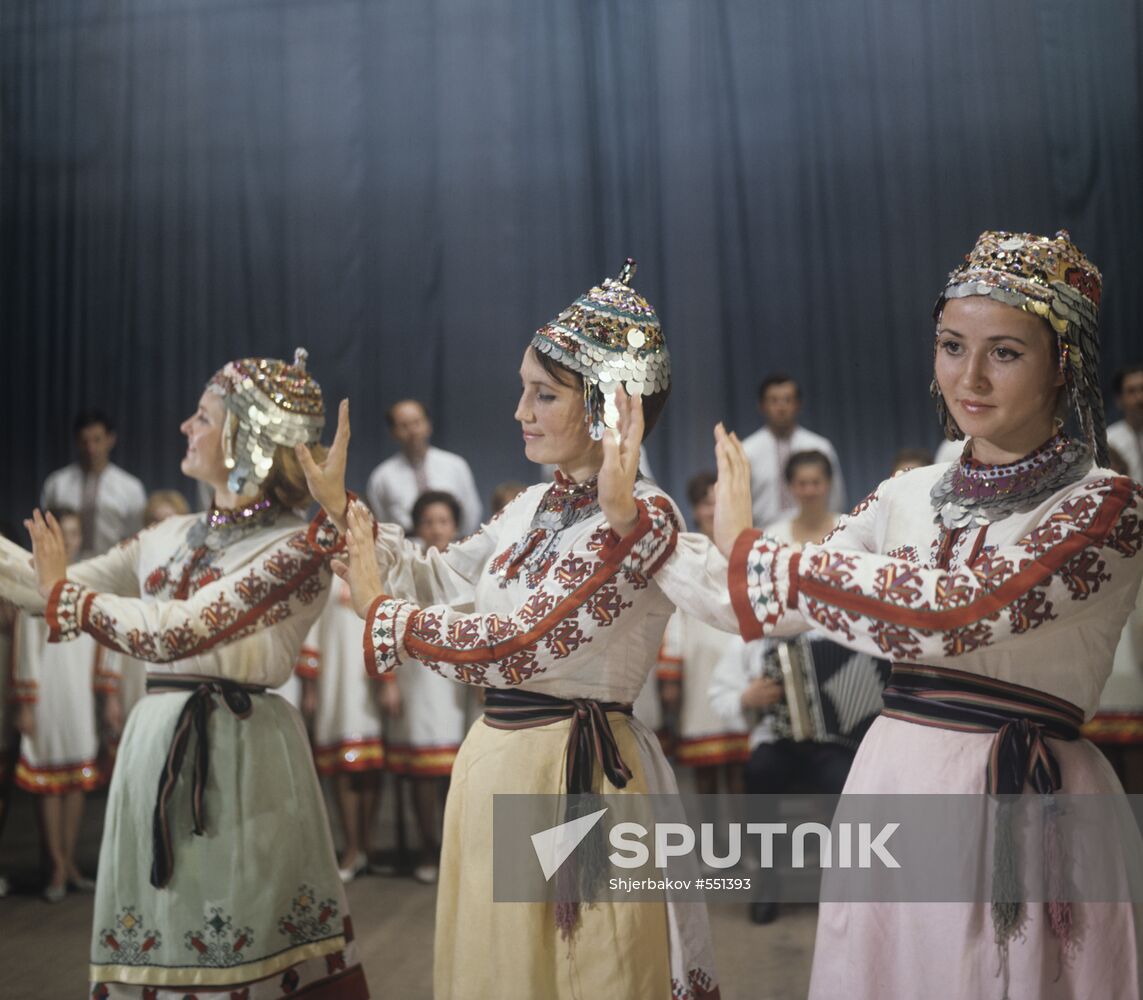 Cheboksary Electrical Devices Plant's folk group