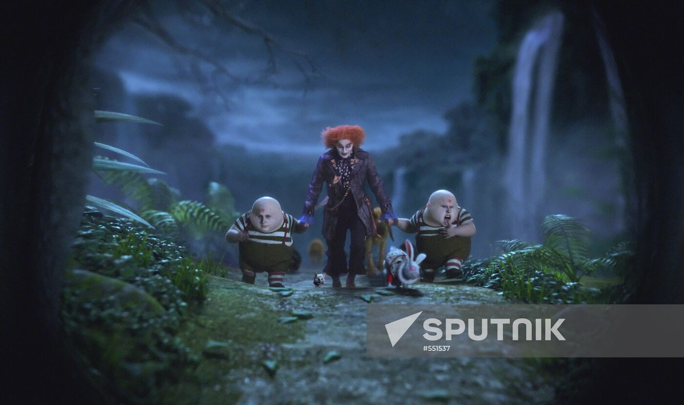 Scene from Tim Burton's "Alice in Wonderland" filmed by Disney