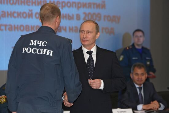 Vladimir Putin awarding best officials