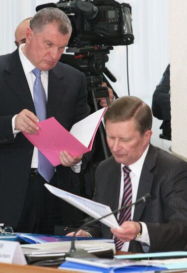 Dmitry Medvedev visits Russia's Central Federal District