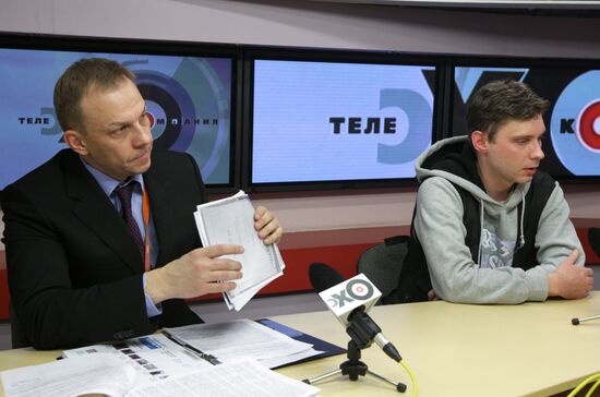 RIA Novosti journalist Stenin on air at Ekho Moskvy