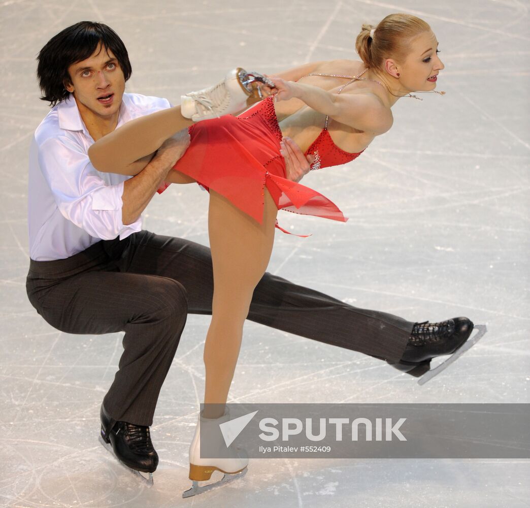 Maria Mukhortova and Maxim Trankov