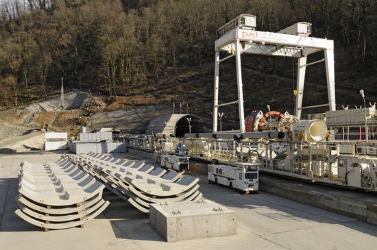 Adler Alpika-Service highway Tunnel 3 construction