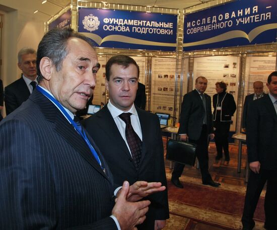 Dmitry Medvedev visits Herzen University in St.Petersburg