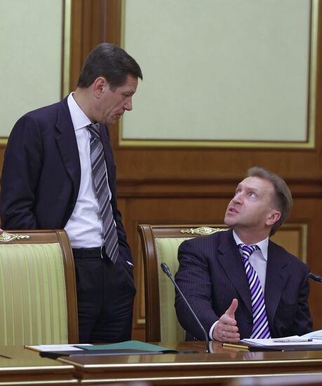 Alexander Zhukov and Igor Shuvalov