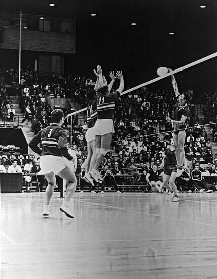 Volleyball. USSR vs. CSSR
