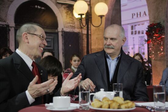 Valery Zolotukhin and Nikita Mikhalkov