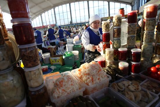 Shartashsky market in Yekaterinburg
