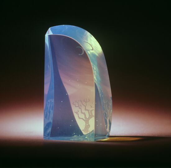 Glass composition "A piece of the Moon"