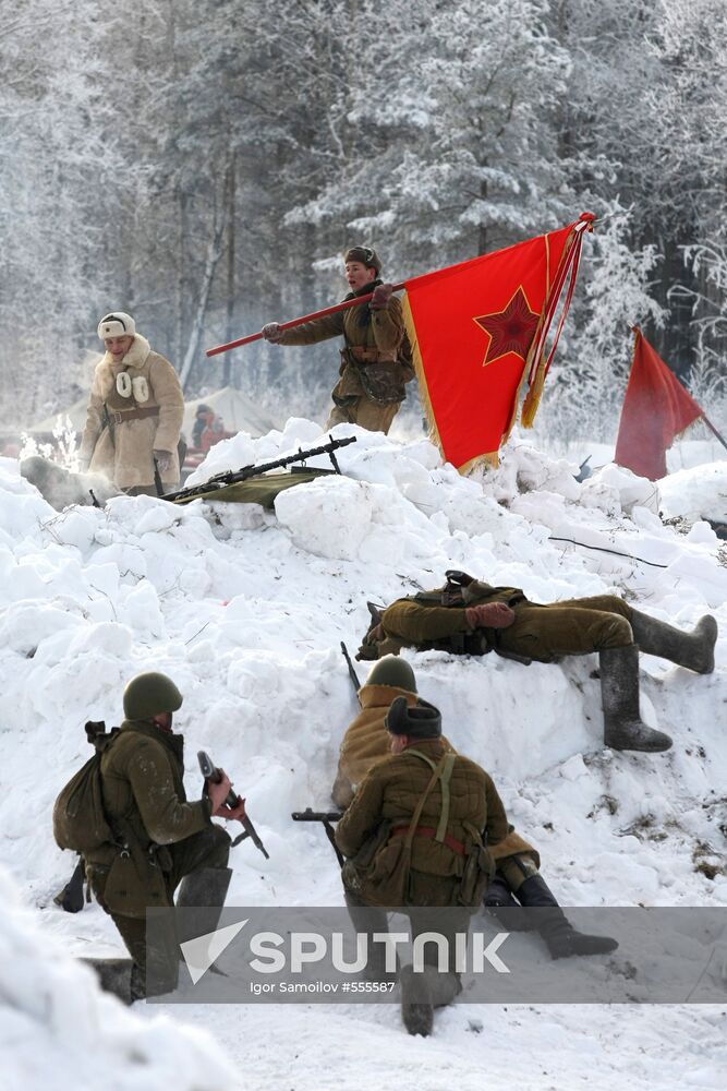 Re-enactment of breaking siege of Leningrad