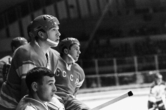Soviet hockey players