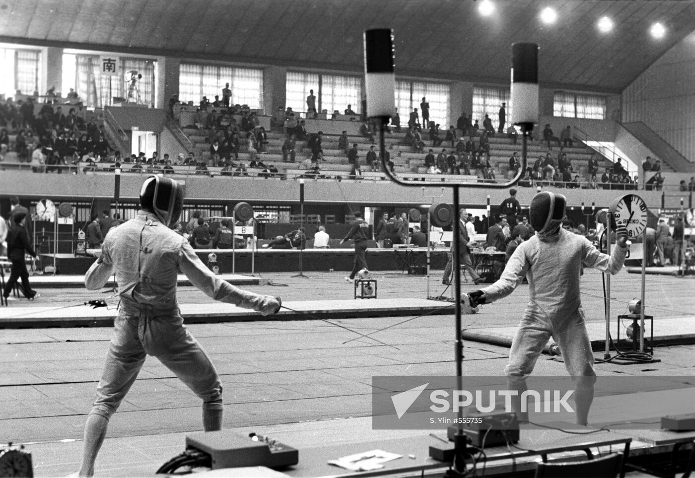 Fencing duel