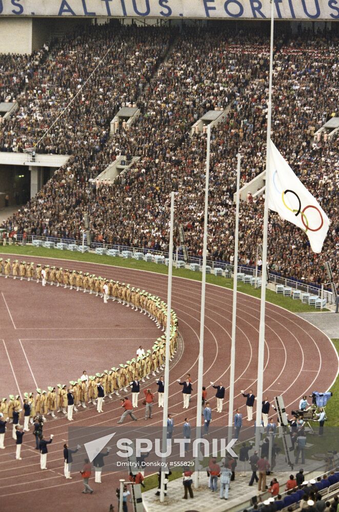Raising of the Olympic flag