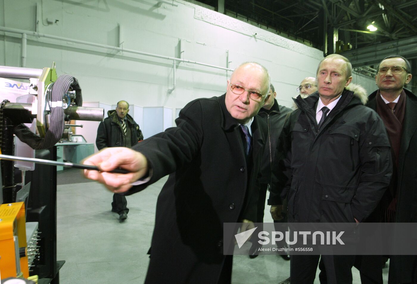 Vladimir Putin visits Promtraktor in Cheboksary