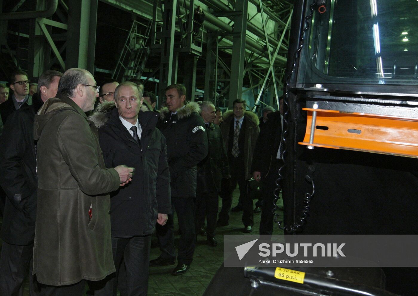 Vladimir Putin visits Promtraktor in Cheboksary