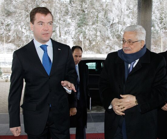 Dmitry Medvedev, Mahmoud Abbas meet in Sochi