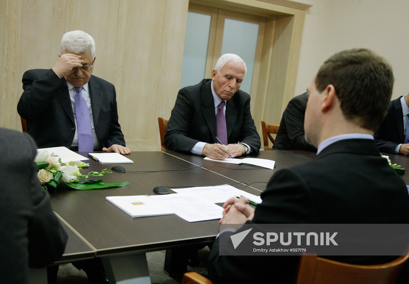 Dmitry Medvedev, Mahmoud Abbas meet in Sochi