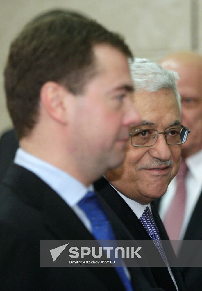 Dmitry Medvedev, Mahmoud Abbas meet in Sochi