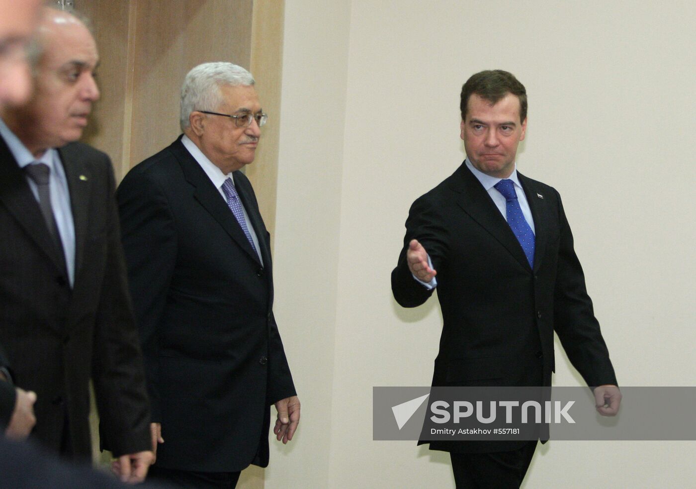 Dmitry Medvedev, Mahmoud Abbas meet in Sochi