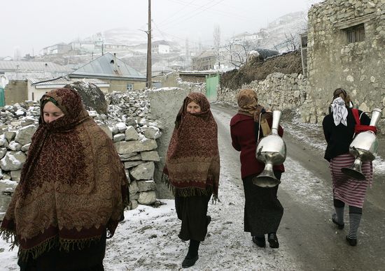 Andi vllage dwellers on village streets