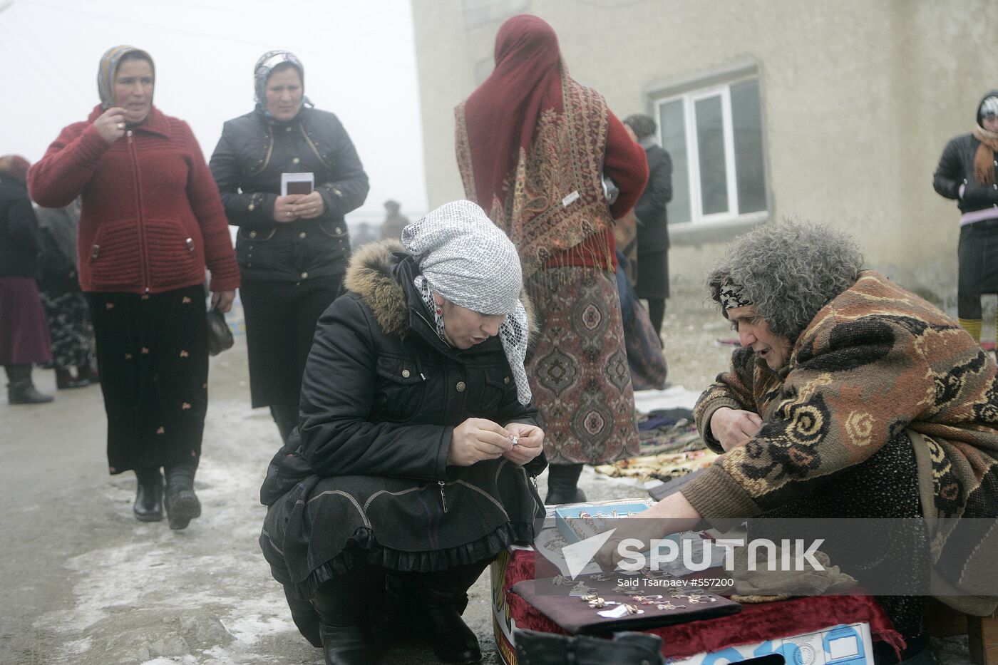 Market in center of Andi high-mountain village