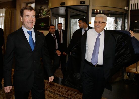 Dmitry Medvedev, Mahmoud Abbas meet in Sochi