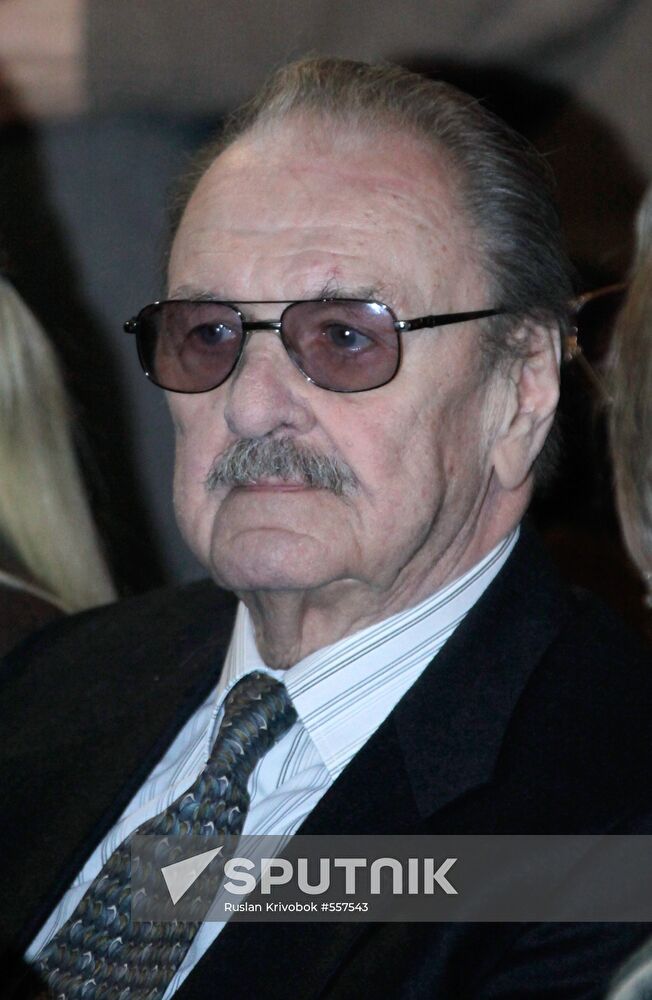 Yury Yakovlev