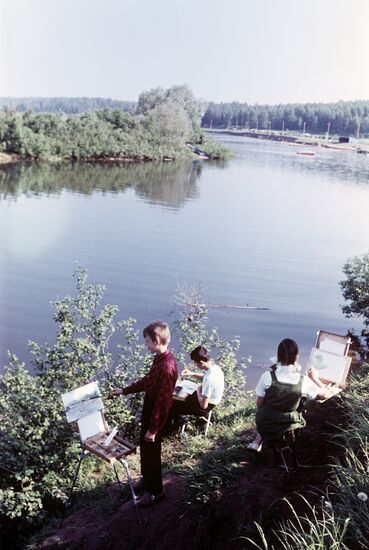 Art school students