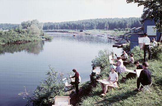 Art school students