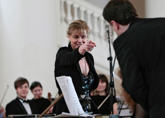 Wolfgang Amadeus Mozart. St. Petersburg concert