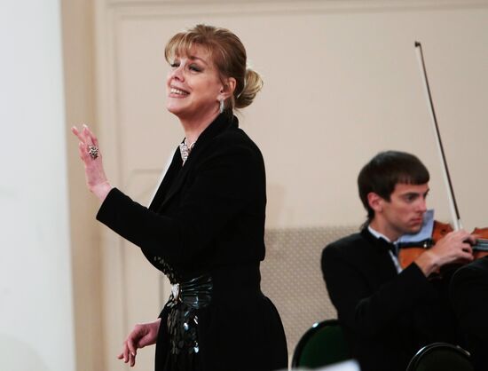 Wolfgang Amadeus Mozart. St. Petersburg concert