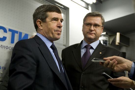 Rosoboronexport CEO Anatoly Isaikin gives news conference