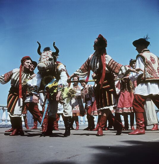 Ukrainian dance Kolomeyka