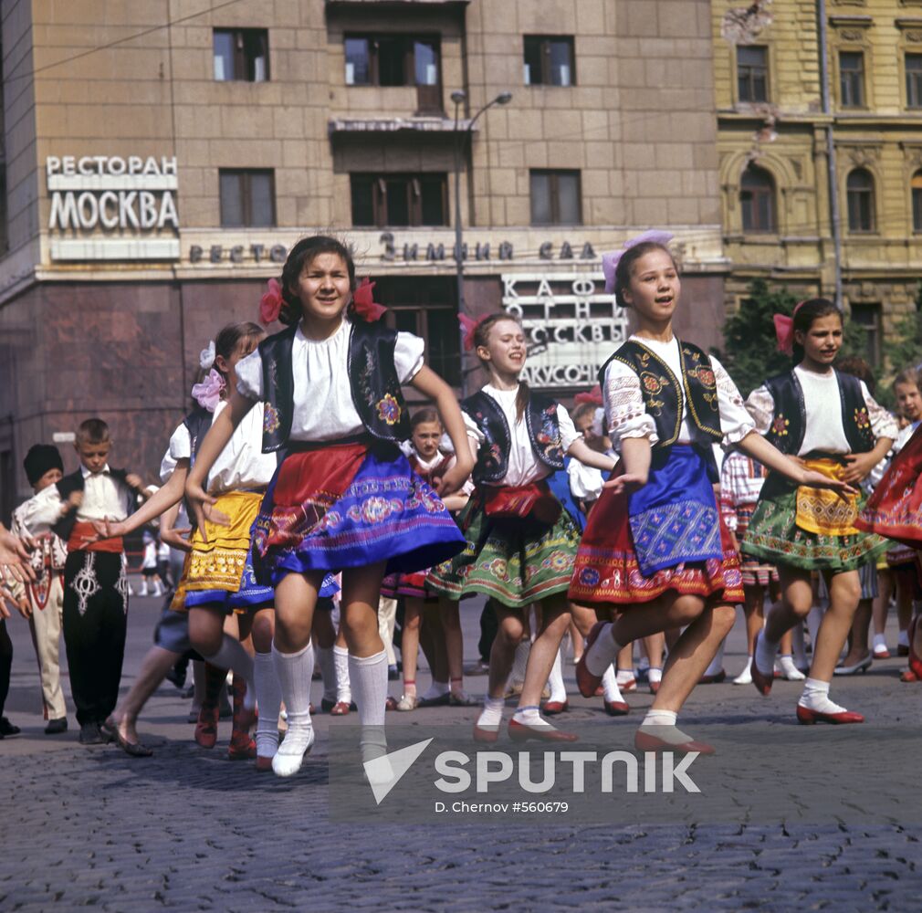Young pioneers perform ethnic dances of peoples of USSR