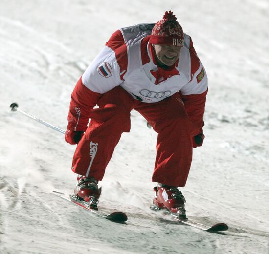 Alexander Zhuravlev