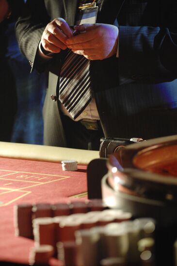 Gambling table in Orakul casino