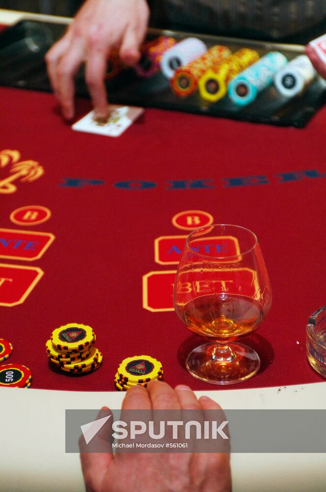 Gambling table in Orakul casino
