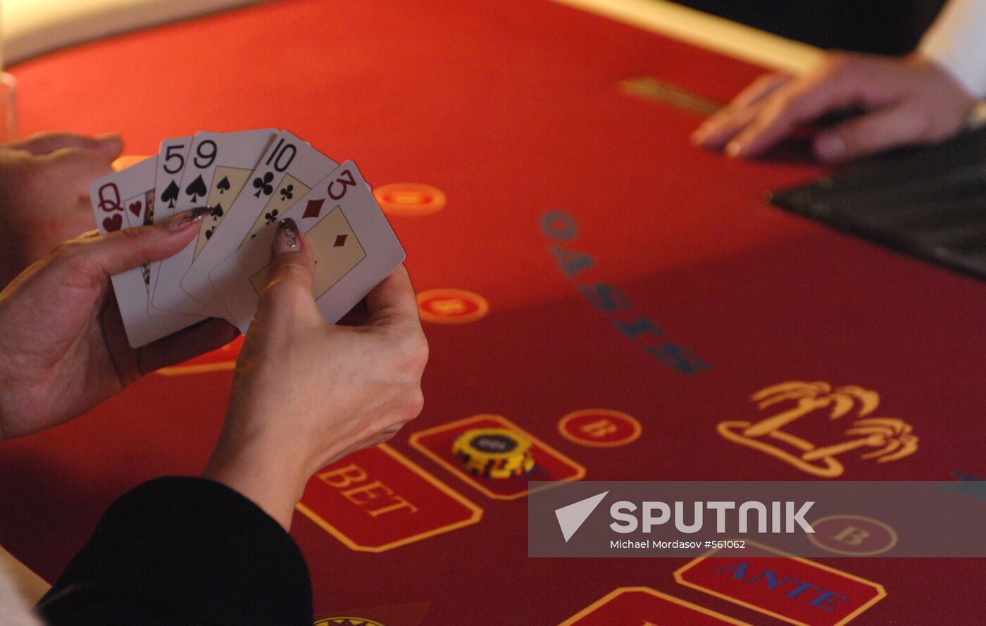 Gambling table in Orakul casino