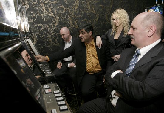 Visitors in legal Orakul casino