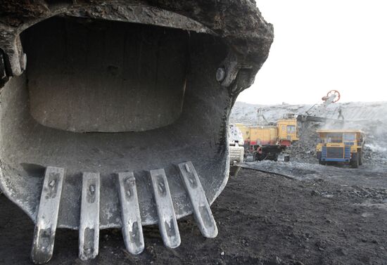 Yunyaginsky open-pit coal mine