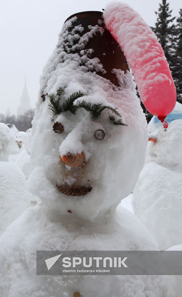 "Snowmen parade" at The Natalia Sats Children's Musical Theater