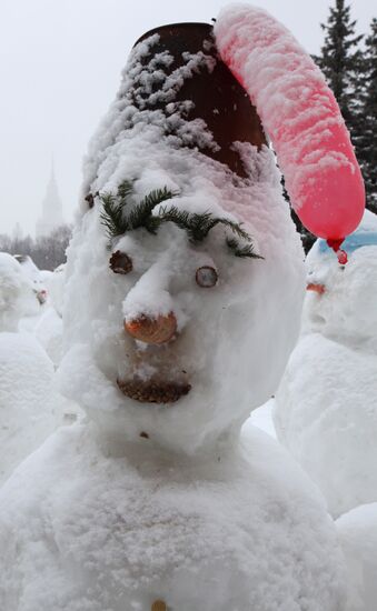 "Snowmen parade" at The Natalia Sats Children's Musical Theater